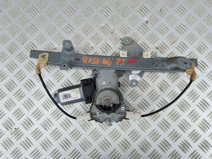 NISSAN QASHQAI PODNOŚNIK MECHANIZM SZYBY PRAWY TYŁ