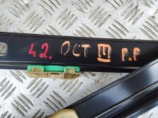 SKODA OCTAVIA III PODNOŚNIK MECHANIZM SZYBY PRAWY PRZÓD