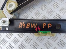 AUDI A4 B9 8W PODNOŚNIK MECHANIZM SZYBY PRAWY PRZÓD