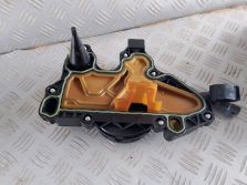 AUDI Q3 2.0TFSI ODMA SEPERATOR OLEJU 06K103495AA