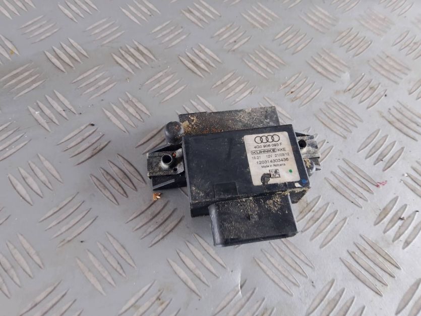 AUDI A6 A7 C7 MODUŁ STEROWNIK POMPY PALIWA 4G0906093F