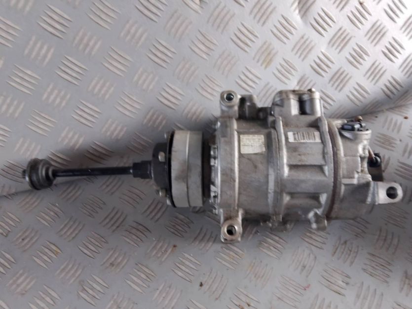 AUDI RS6 C7 4.0 TFSI SPRĘŻARKA KOMPRESOR KLIMATYZACJI 4G0260805F