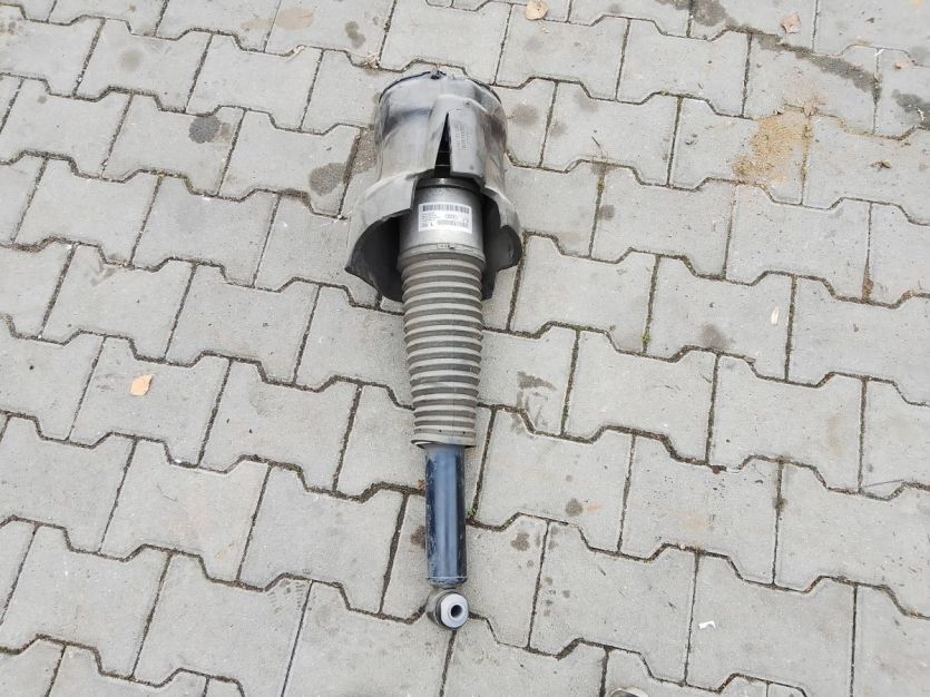 AUDI A8 S8 D4 4H AMORTYZATOR LEWY TYŁ TYLNY 4H0616001M