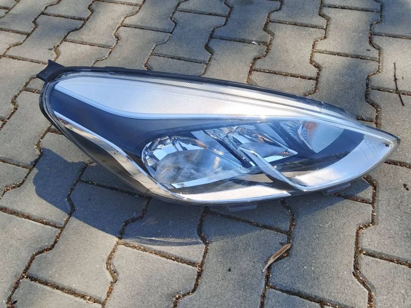 FORD FIESTA 2019 MK8 1.0 LAMPA PRAWA PRZEDNIA PRAWY PRZÓD H1BB-13W029-AE