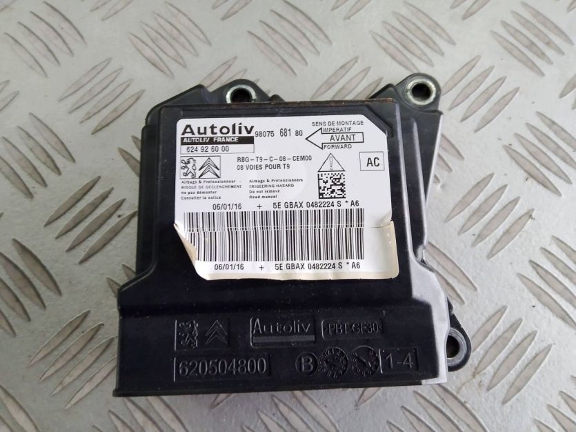 PEUGEOT 308 II T9 SW 2016 MODUŁ SENSOR AIRBAG 9807568180