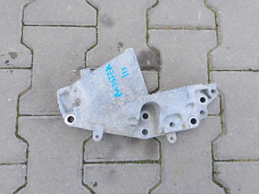 RENAULT MASTER III 2.3 DCI ŁAPA MOCOWANIE SILNIKA 112310605R