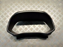 RENAULT CLIO V 5 1.6 E-TECH OBUDOWA LICZNIKA RAMKA 682403420R