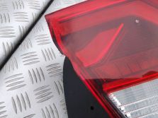 VW ATLAS CROSS 3.6 V6 LAMPA PRAWY TYŁ PRAWA TYLNA 3CM945208A
