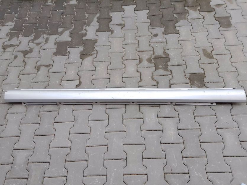 OPEL VECTRA C LIFT LISTWA PROGOWA PROGU PRAWA 13178952