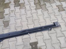 AUDI Q7 4M LISTWA PROGOWA PROGU PRAWA 4M0825212