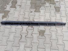 BMW X5 E53 MOCOWANIE LISTWA PROGOWA PROGU PRAWA 8408710