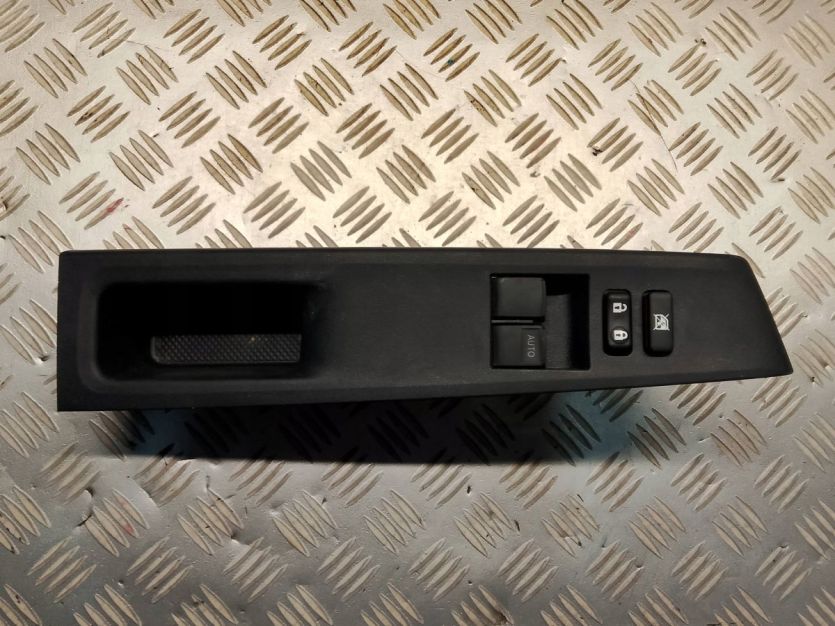 TOYOTA YARIS III PANEL PRZEŁĄCZNIK SZYB KIEROWY 74231-0D300
