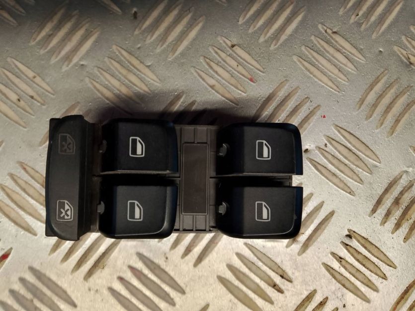 AUDI A4 B8 A5 8T PRZEŁĄCZNIK PANEL SZYB LEWY PRZÓD 8K0959851