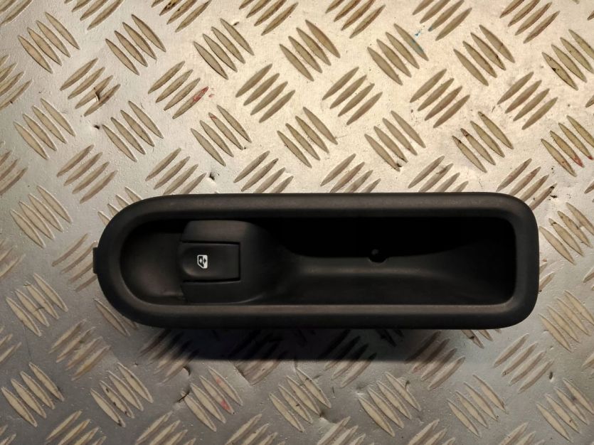 RENAULT TWINGO II PRZEŁĄCZNIK SZYB PRAWY PRZÓD