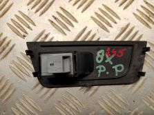 AUDI A1 8X PRZEŁĄCZNIK PANEL SZYB PRAWY PRZÓD