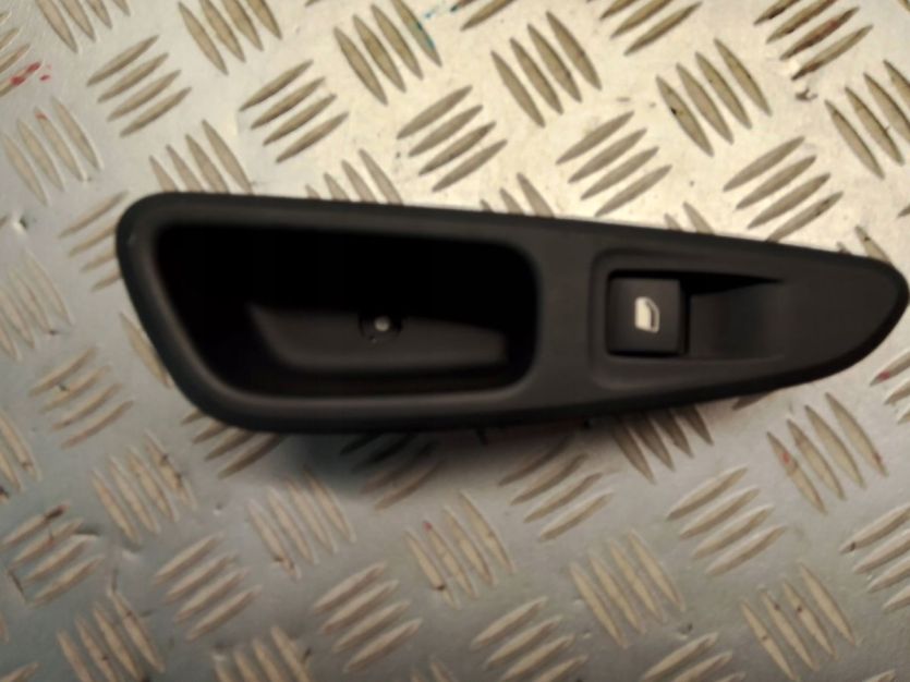 PEUGEOT 308 T7 PRZEŁĄCZNIK SZYB LEWY TYŁ TYLNY
