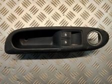 RENAULT CLIO II PRZEŁĄCZNIK SZYB LEWY PRZÓD 8200084003