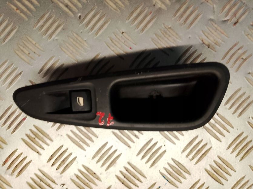 PEUGEOT 308 T7 PRZEŁĄCZNIK PANEL SZYB PRAWY TYŁ
