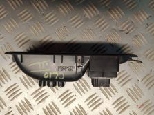 RENAULT CLIO III PRZEŁĄCZNIK SZYB PRAWY PRZÓD 8200356517B
