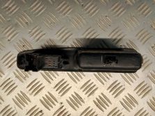NISSAN QASHQAI J10 PRZEŁĄCZNIK SZYB PRAWY TYŁ