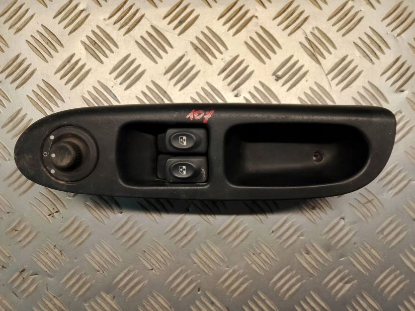 RENAULT CLIO II THALIA PRZEŁĄCZNIK SZYB LUSTEREK LEWY PRZÓD 7700845735