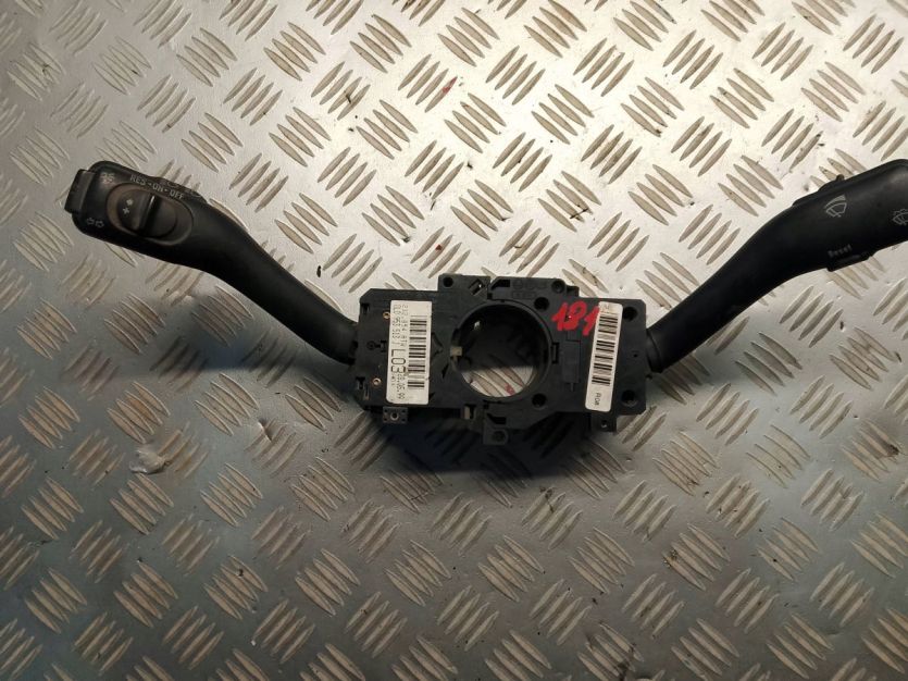 VOLKSWAGEN VW GOLF IV PRZEŁĄCZNIK ZESPOLONY MANETKI 8L0953513J