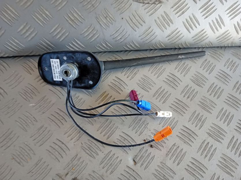 PEUGEOT EXPERT IV 2.0 HDI ANTENA DACHOWA 9816927080