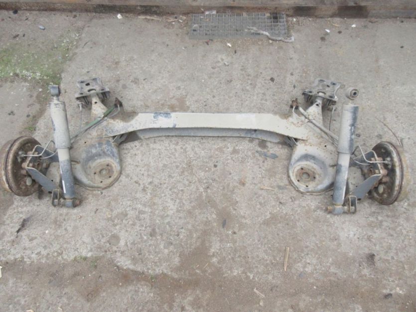 FIAT FIORINO 07 R. OŚ TYŁ TYLNA