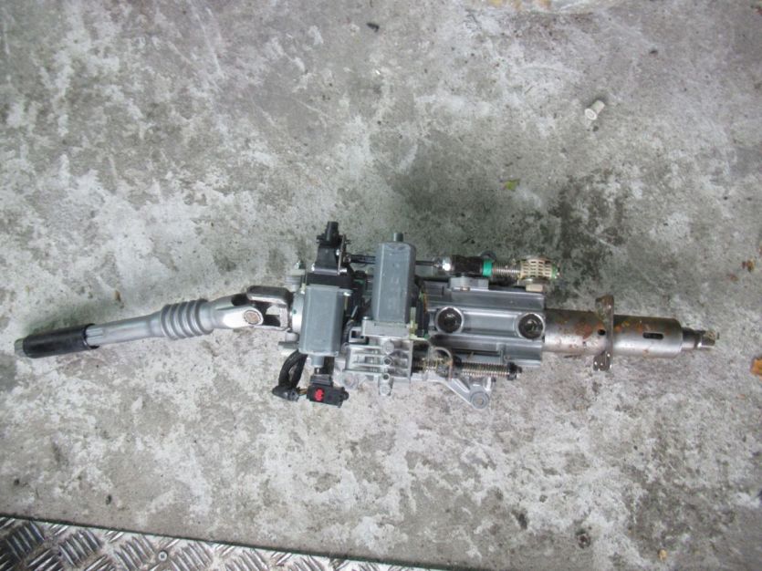 MASERATI GHIBLI 3.0 d KOLUMNA KIEROWNICZA 06700067910