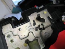 HYUNDAI I30 CW KOMBI ZAMEK PRAWY TYŁ 81420-2L200