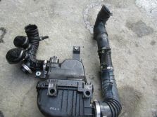 SUZUKI SX4 S-CROSS LIFT 1.0 k10C obudowa filtra powietrza 50R-A01