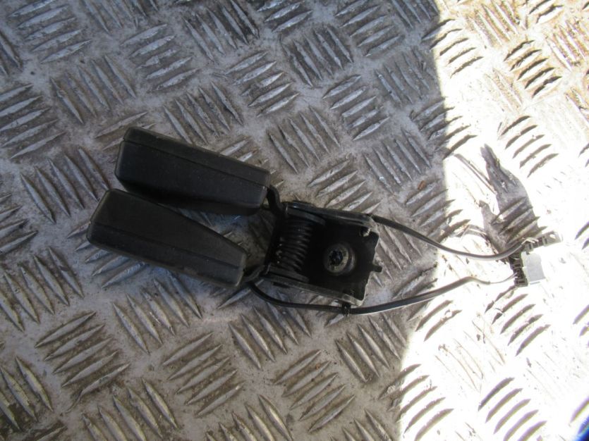 OPEL ZAFIRA C LIFT 2017 R. 2.0 TDCi zapinki pasów tył