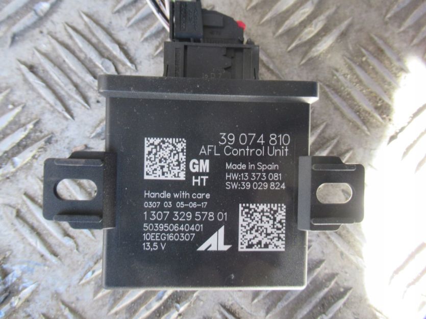 OPEL ZAFIRA C LIFT 2017 R. 2.0 CDTI MODUŁ ŚWIATEŁ 130732957801 39074810