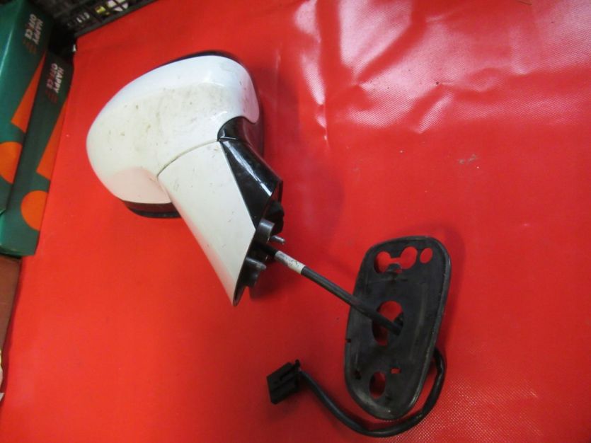 OPEL ZAFIRA C LIFT 2017 R. LUSTERKO PRAWE 5PIN Z40R