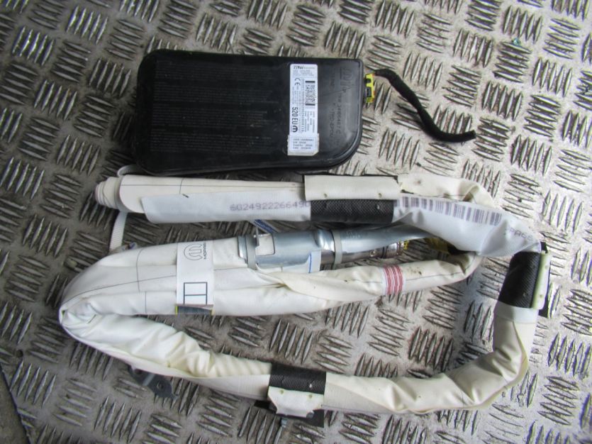 JEEP RENEGADE LIFT 2.0 M-JET KURTYNA PRAWA PODUSZKA FOTELA PRAWA