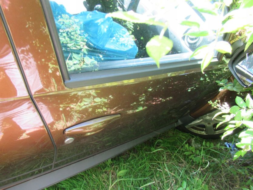 DACIA DUSTER I LIFT DRZWI PRAWY PRZÓD TECNA WYSYŁK A