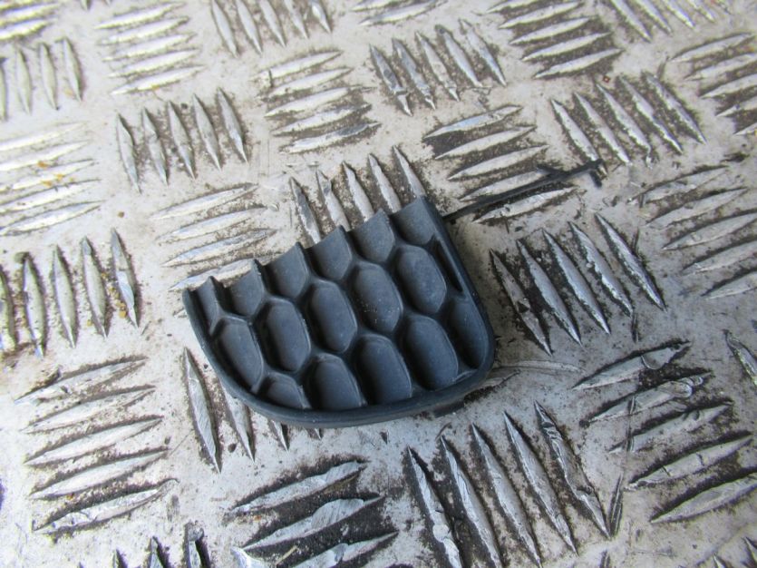 JEEP RENEGADE LIFT 2.0 M-JET ZASLEPKA HAKA TYŁ