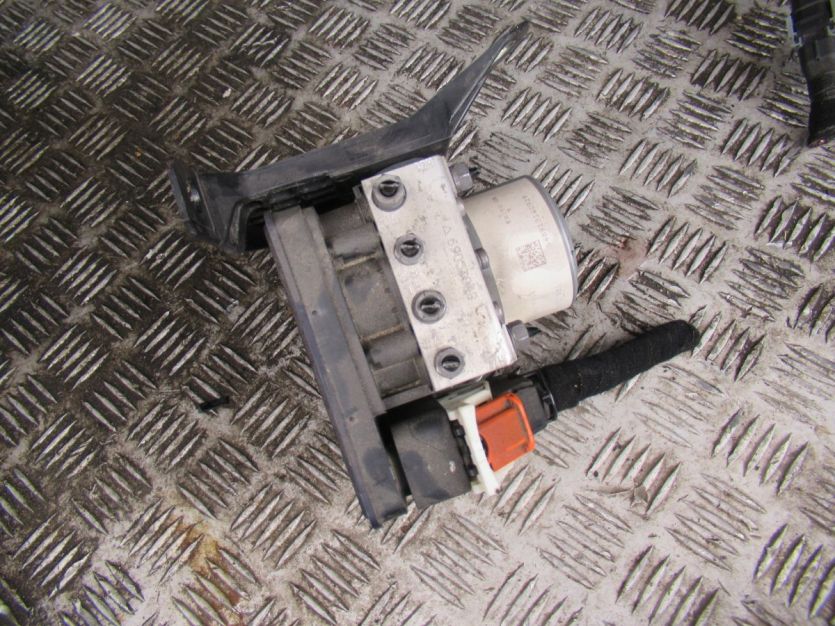 JEEP RENEGADE LIFT 2.0 M-JET 4X4 POMPA ABS 52137661