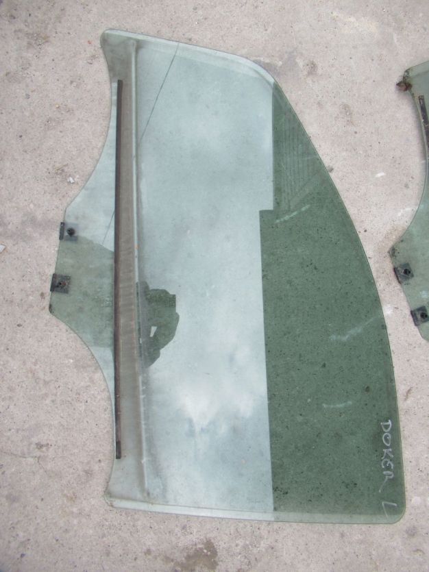 DACIA LODGY DOKKER SZYBA LEWY PRZÓD 2017