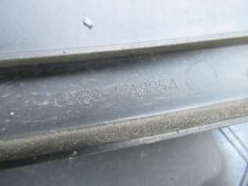 JAGUAR XF 2017 R. PODKŁADKA POD TABLICE PRZÓD GX6317A835A