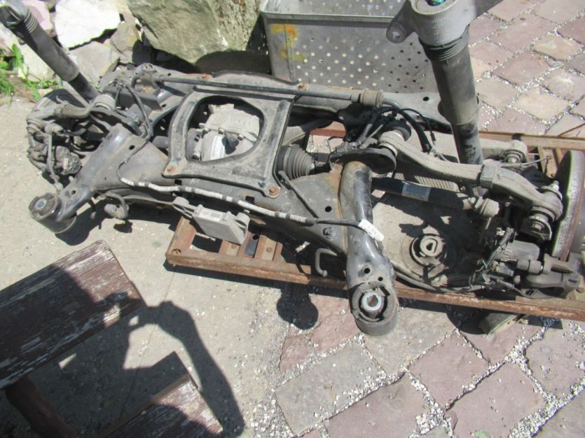 JAGUAR XF 2017 R. 2.0 ZAWIESZENIE TYŁ MOST DYFER GX53-4A213-DE 2:81 WYSYŁ