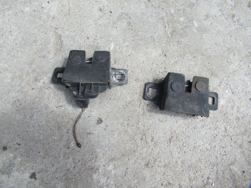 JAGUAR XF 2017 R. ZAMEK ZAMKI MASKI