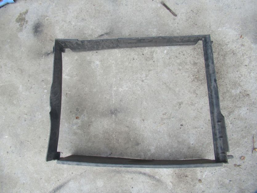 LOGAN II 2017 R. 1.2 R. KIEROWNICA POWIETRZA 215596207R