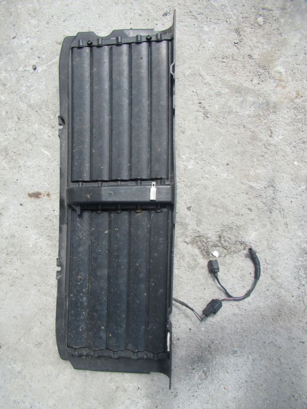 JAGUAR XF 2017 R. PAS GRILL ROLETA ZALUZJA WLOT GX73-8475-A