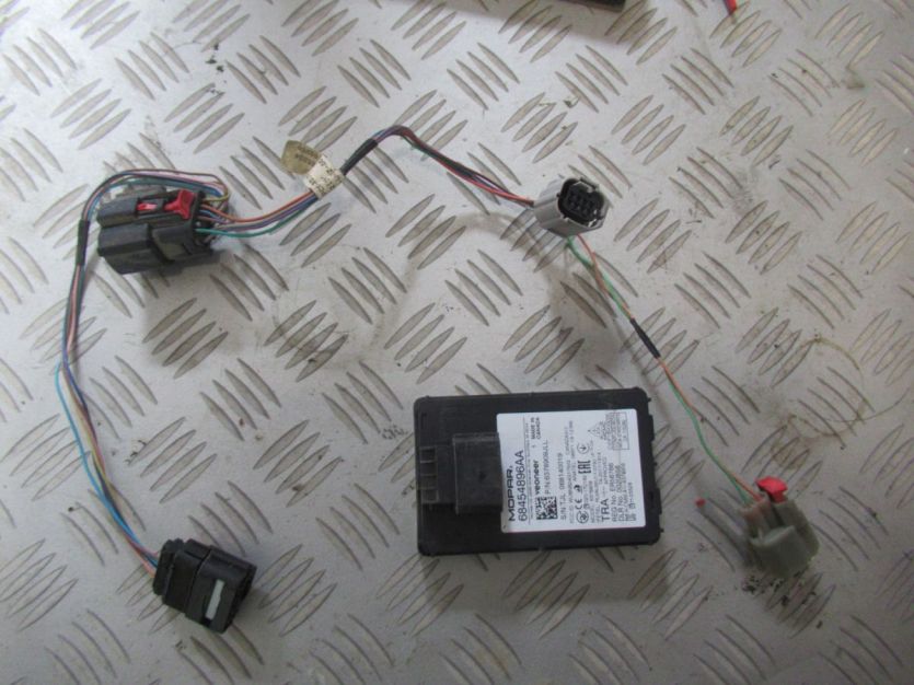 JEEP WRANGLER JL 2018+ R. CZUJNIK MATRWEGO PUNKTU POLA LEWY 98454896AA