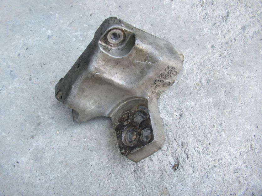 JEEP WRANGLER JL SAHARA 4D 2.2 D 2.2 CRD 2018+ ŁAPA SILNIKA 68284616A