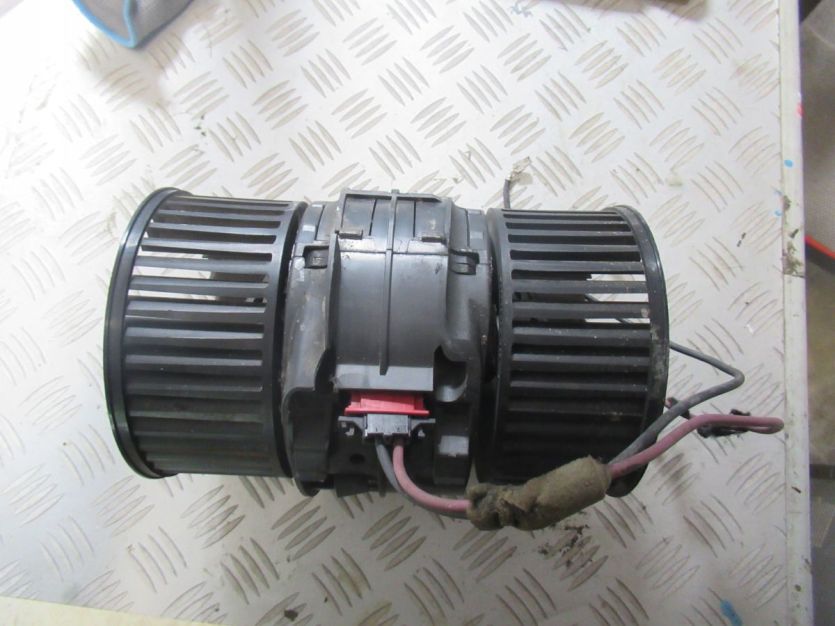 RENAULT TRAFIC III 1.6 DCI DMUCHAWA