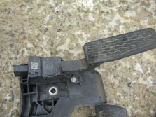 JEEP WRANGLER JL SAHARA 4D 2.2 D 2.2 CRD 2018+ PEDAŁ PEDAŁY