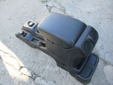 JEEP WRANGLER JL SAHARA 4D 2018 R. TUNEL ŚRODKOWY