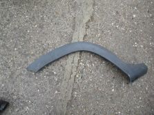 DACIA DUSTER I LISTWA BŁOTNIKA PRAWY TYŁ 788A24426R